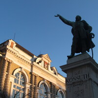 Statue of Lajos Kossuth