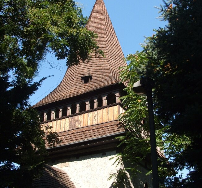 Evangelisch-reformierte Denkmalskirche Avas