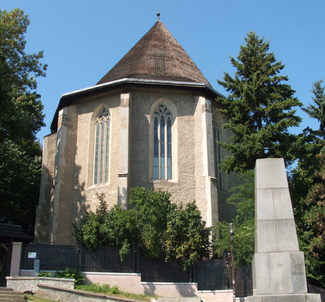 Evangelisch-reformierte Denkmalskirche Avas