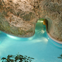 Пещерная купальня**** Мишкольцтапольца