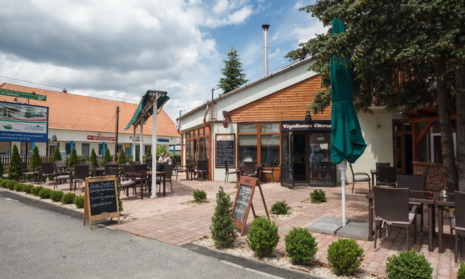 Végállomás Bistorant Bistro & Restaurant