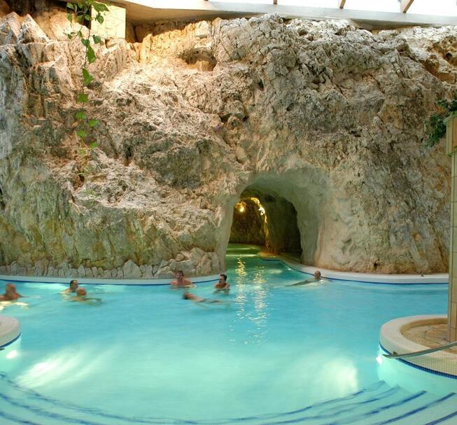 Nightbathing in the Cave Bath