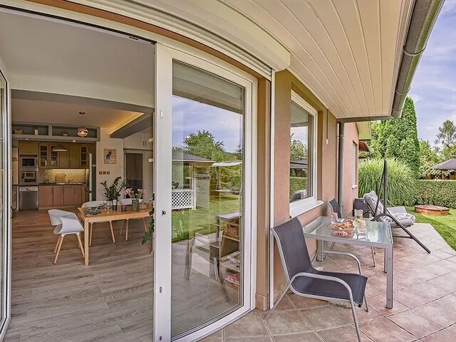 Riverside Apartman****