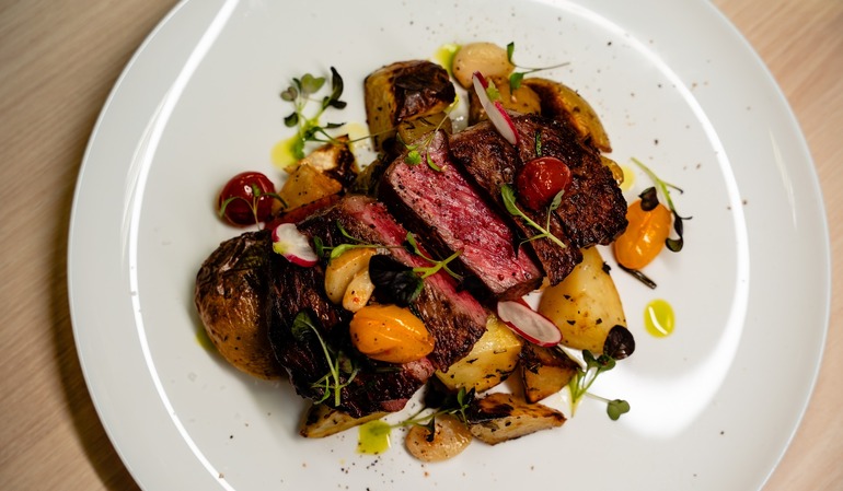 Steak Élményfőzés – Tanuld meg a tökéletes steak titkát! Steak Élményfőzés – Tanuld meg a tökéletes steak titkát!